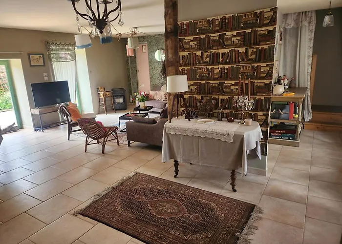 Le Marais 74 Coulandon Quarto em Acomodações Particulares